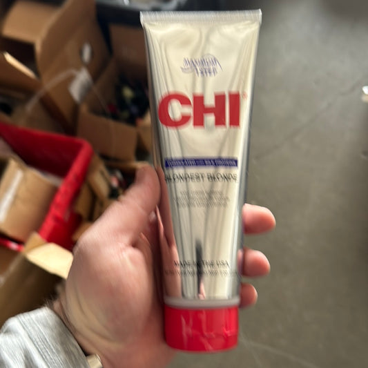 Chi Blondest Blonde Ionic Creme Lightener 8oz